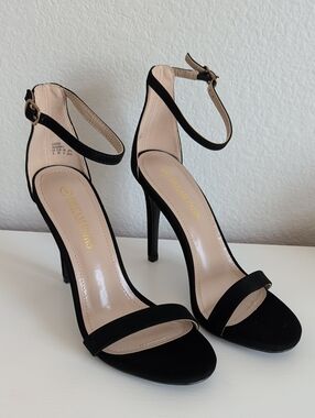 Dream Pairs Black Ankle-Strap Stiletto Heels